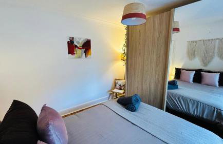 Entire house with garden 5 mins from the tube - Foto 10