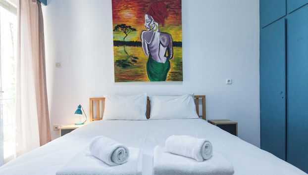 Spacious 2 Bd Pireas Apt w Cozy Balcony - Foto 2, Habitación