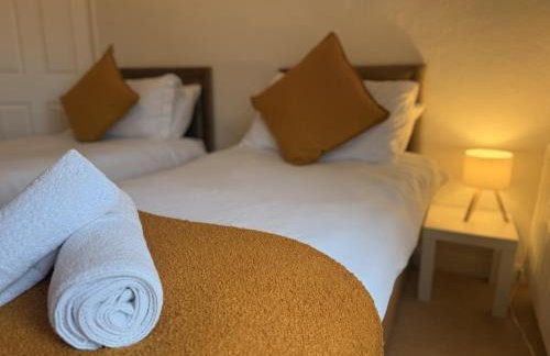 Chase View 1 Bed Sleeps 4 Parking WiFi Contractors - Foto 22