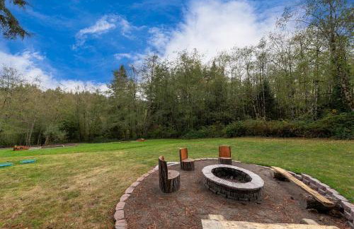 Serene Cottage in the Woods - Photo 12