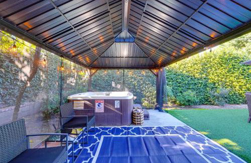 Shores Perfection - Spa, AC, Pet Friendly, Parking, Fire Pit & Massive Private Yard! - Foto 51