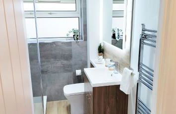 Modern 2 BR Apartment near Town - Foto 22