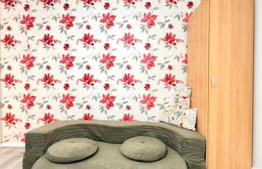 Lovely Two Double Bedroom Maisonette in Surrey - Photo 16