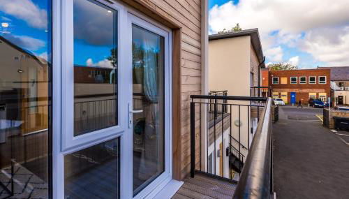 Formby Village Apartments By Greenstay Serviced Accommodation - Perfect For SHORT & LONG STAYS - Couples, Friends, Families & Business Travellers All Welcome - Dog Friendly - 7 - Foto 5