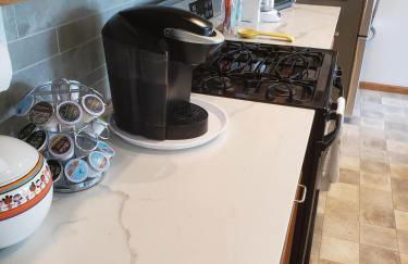 Rustic Cabin Rental with Waterfront Views on Lake Sylvia near St. Cloud, Minnesota - Foto 4