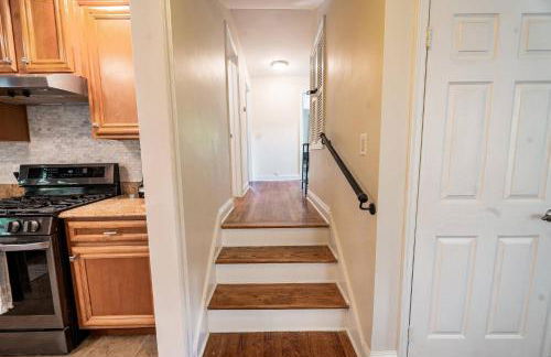 Modern Stay on Green Valley - 2.5 Mi to Downtown - Foto 26