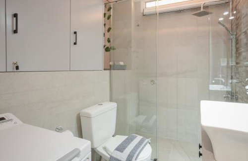 Petra's Charming Home, 500m to Beach - Foto 12