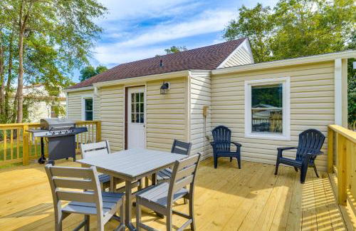 3 Mi to Camp Lejeune Home with Fire Pit and Grill! - Foto 24