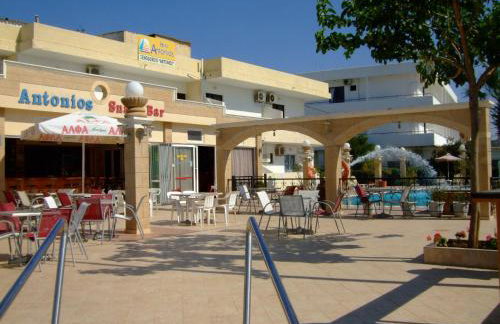 Antonios Hotel - Photo 34