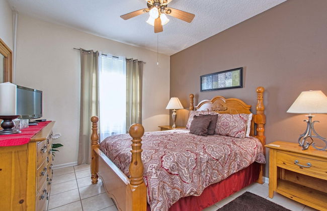 3BR 2BA Home in Windsor Palms by CV-8168 - Photo 5