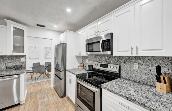 Villa Royale 4 Br Home W/ Pool And Hot Tub 4 Bedroom Villa by RedAwning - Foto 18