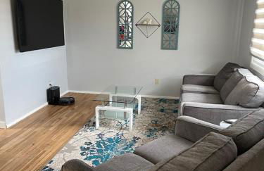 Charming 2-Bedroom House for a Peaceful Getaway - Foto 1