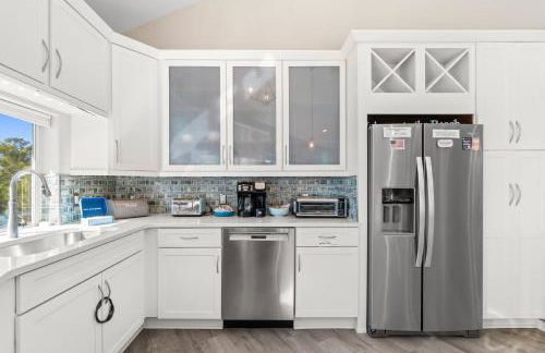 New! Pirate`s Cove! Waterfront! 2 Dog Friendly, Free Activities Included! - Foto 27