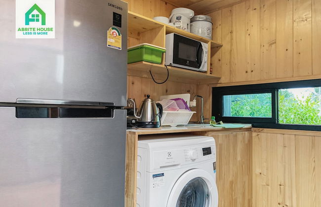 Tiny House on Koh Lanta Only 2 Minutes Walk to the Beach - Photo 13