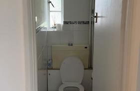 Cosy 5 Bed Apartment in Highgate - Photo 2