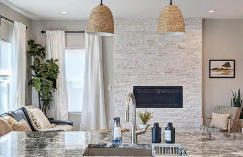 4BR-Sleeps 10-Hot Tub-Air Hockey-Gorgeous Views - Foto 32