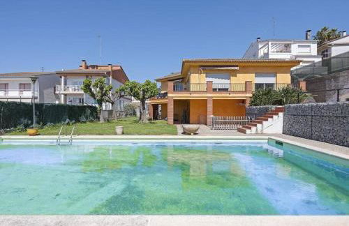 Villa Marítima in Pineda de Mar - Photo 12