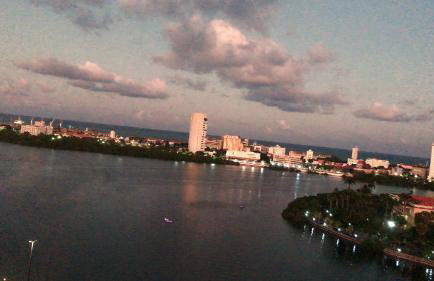 Aconchegante, ótima localização e vista para o mar - Foto 38