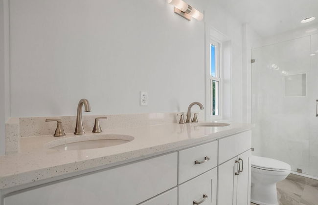 Sprawling Ocean View Home With Massive Deck - Foto 7