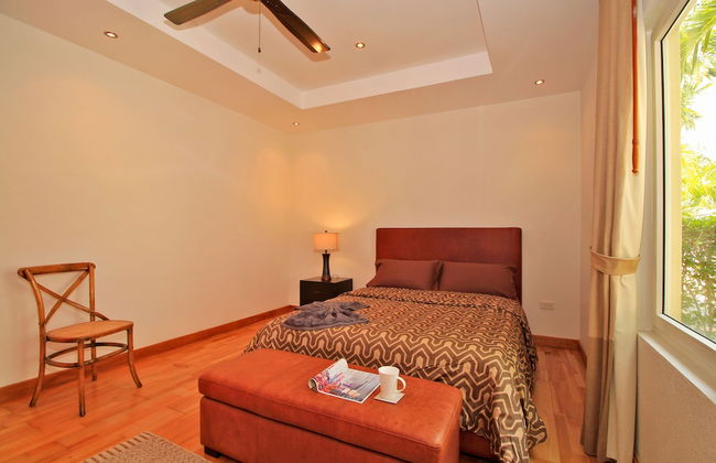 Pattaya Sunset Villa 4 Bedroom Sleeps 8 - Foto 10