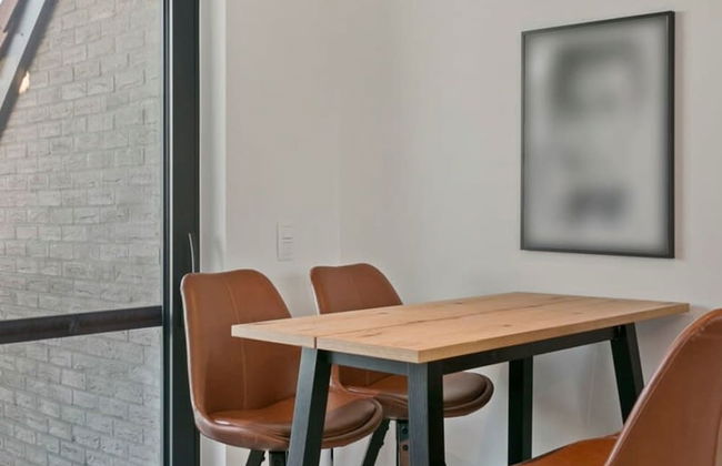 Spacious 3 Bedroom Apartment With Private Garage - Foto 25