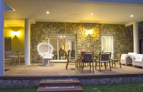 Villa de Lujo con Jardines y Piscina - Foto 38