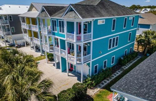 After Dune Delight - Relax and unwind in this fun and spacious 3 story home, Light, Bright, and close to everything! townhouse - Photo 31