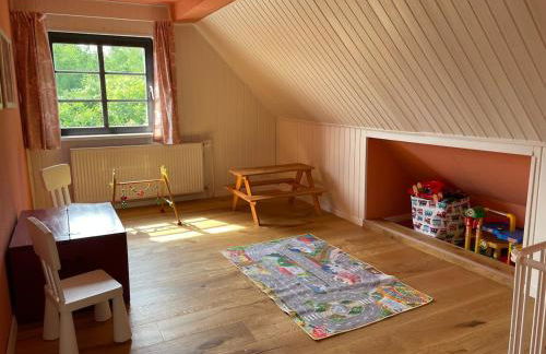 Waldhaus Wiesenblick mit Spielzimmer und Tischtennisraum - Foto 6