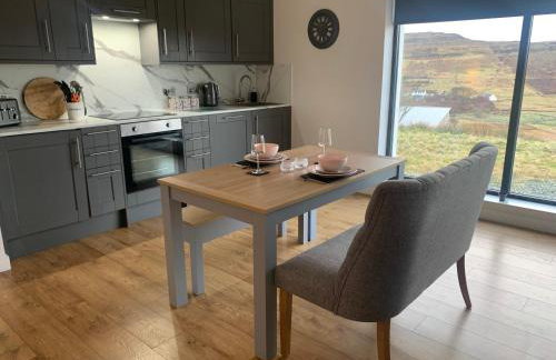 The Byre, Glasphein-Panoramic sea and glen views - Foto 22