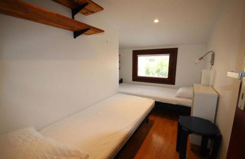 Belle villa d'angle spacieuse semi climatisée, de tout confort dans domaine PORTES DU SOLEIL, ACCES PISCINES PAYANT EN SUPPL - 3 chambres, 6 couchages, wifi, 400m de la mer LRPDSJ7 - Foto 9