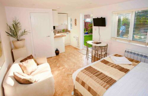 Charming studio suite minimum 2 night stay - Foto 5