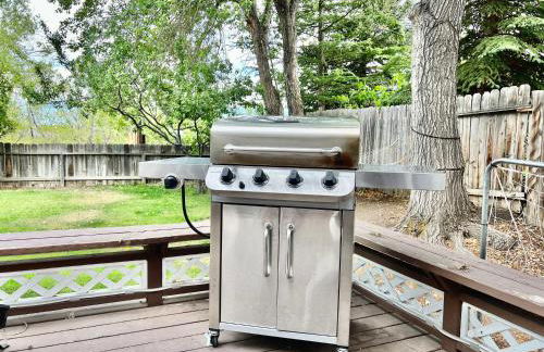 DT Reno - 4BR Home with Patio, BBQ Grill, Games Room - Foto 41