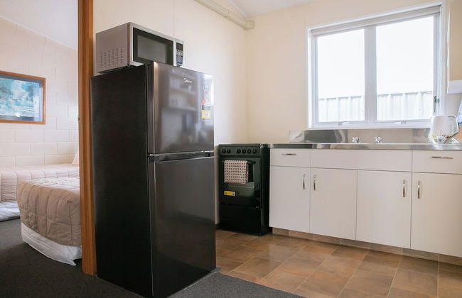 Tuki Tuki Motel - Photo 17