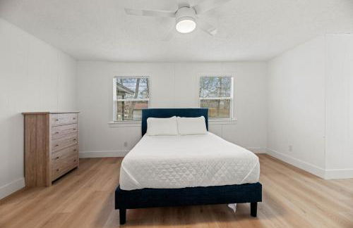 Spacious McKinney Bungalow - 4 Bedrooms - Foto 17