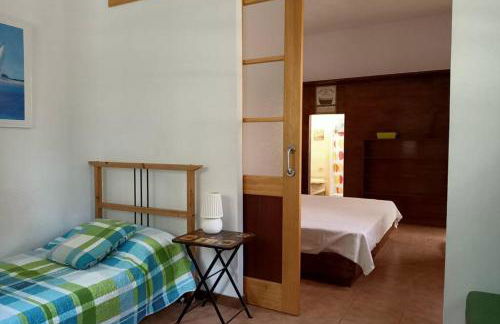 Apartamento-Bungalow con jardín y garaje - Foto 9