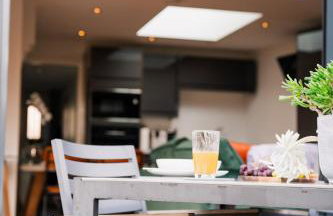 Luxury Apartment nr Broadway with Private Parking! - Foto 25