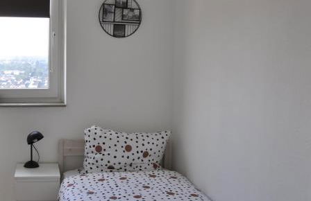 Über den Wolken und super zentral zwischen Frankfurt und Darmstadt - 100qm - Foto 20