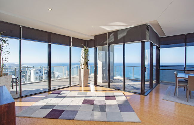 Mantra Circle on Cavill - Photo 48