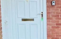 Luxury 2-Bed Apartment,Office with Built-In TV King Bed, Private Entrance and free Parking - Foto 19