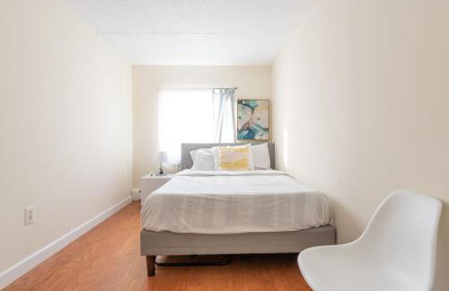 Stunning 3 Bed Fully Furnished Apt - Foto 8