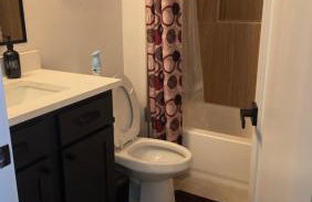 New Luxury 5BR 7BD Home Near Airport, Sleeps 10 plus - Foto 68