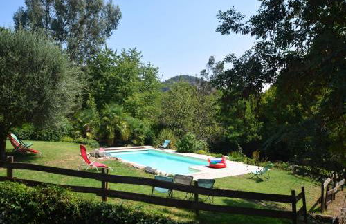 Lovely house with grass garden, shared swimmingpool, next to the river Ardèche - Foto 3