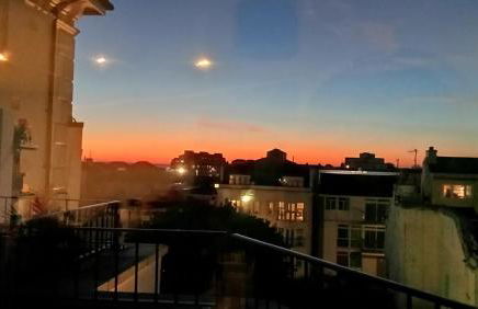 Glorious Duplex Holiday Apartment By The Sea - Photo 25