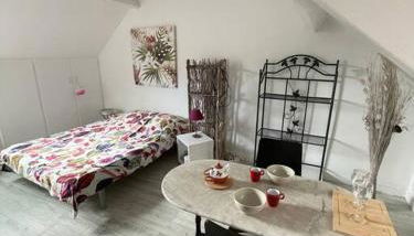 Le Cocon rouge - studio en plein centre historique - Photo 2