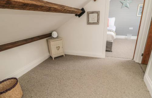 Belgrave House - Photo 33