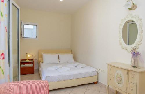 Irida Holiday Home - Foto 11