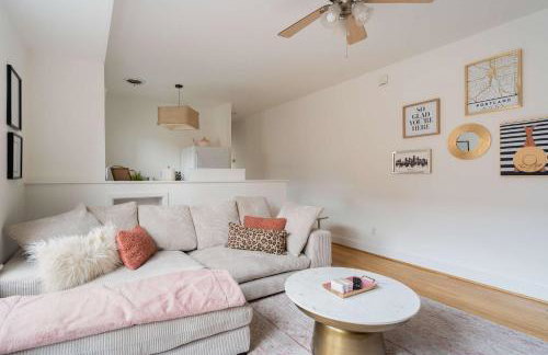 The Bohemian Spirit - Live Music, Eateries & Bars - Foto 4