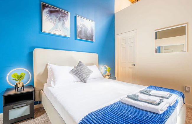 2 Bedroom Historic Brick Getaway with Wifi - Foto 4