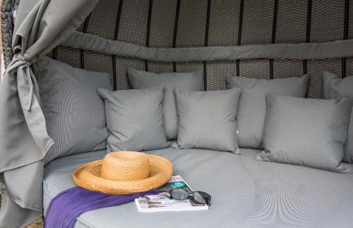 The Gate Lodge - Hot Tub 1 bedroom, log burner - Photo 4