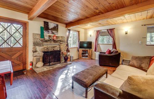 Near Slopes, Donner Lake and Trails! Woodsy Retreat - Foto 5